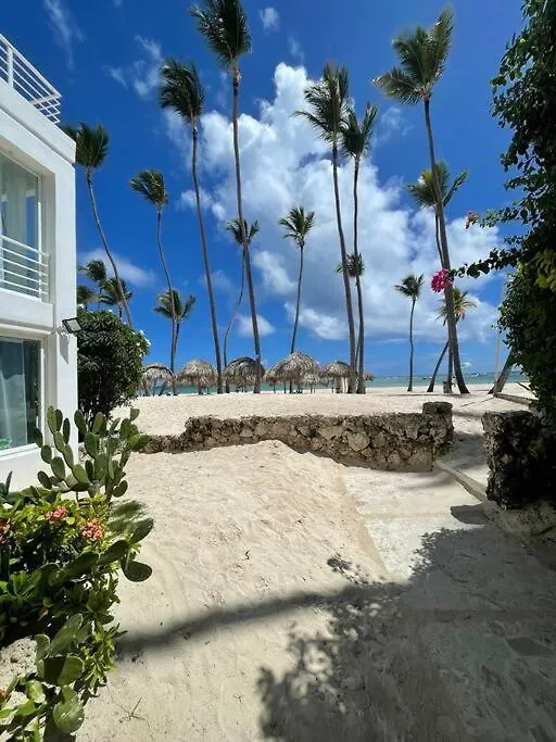 Blue Coral Beachfront Studio Punta Cana